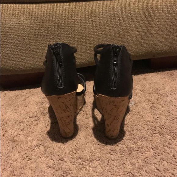 Black wedges - Picture 3 of 3